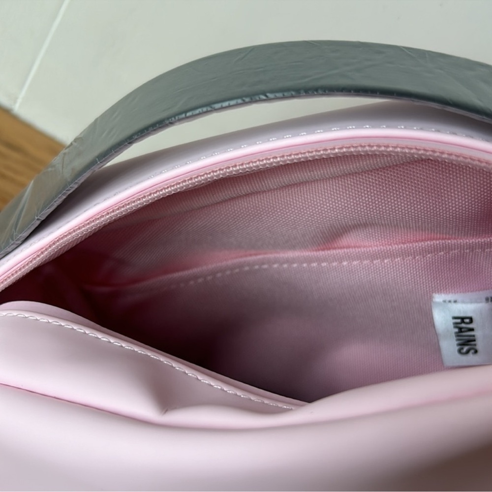 New Rains Box Bag - Picture 5 of 7